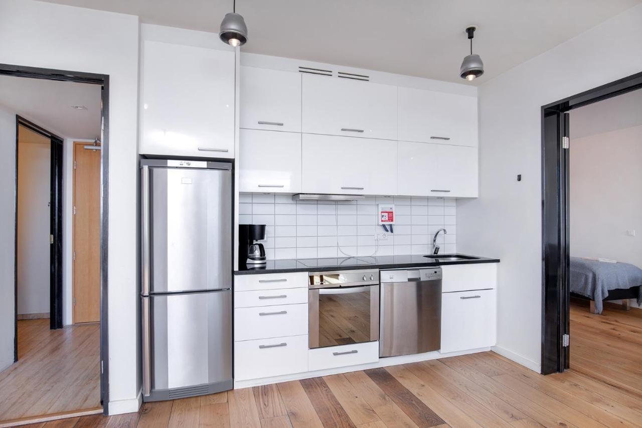 Penthouse Apartment On The Main Shopping Street Reykjavík Exterior photo